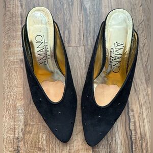 Comfy Classy Amano By Hand USA Black Suede Rhinestone Kitten Heels 1” Flats